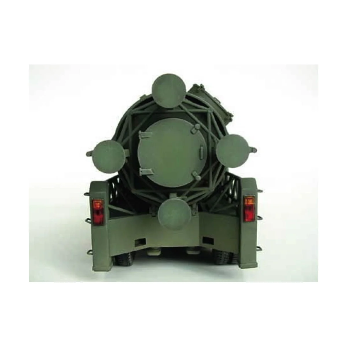 Chinesischer Raketenwerfer DF-21, 1/35 - Trumpeter 00202 Chinesischer Raketenwerfer DF-21, 1/35 - Trumpeter 00202