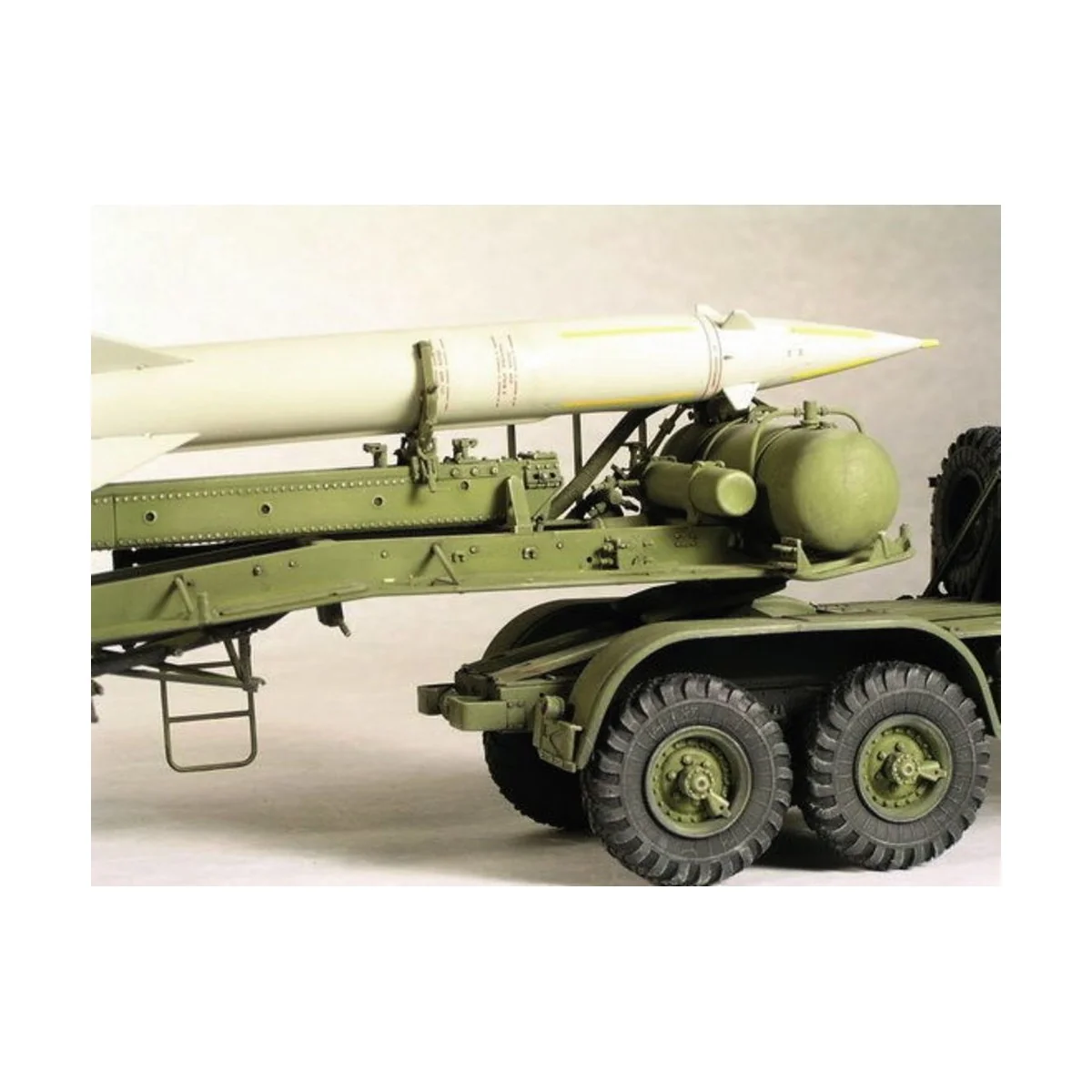 Chinesischer SA-2 Lenkraketentransporter - Trumpeter 00204