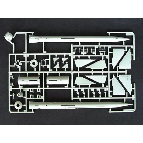 SA-2 Guideline Missile w/Launcher Cabin, 1/35 - Trumpeter 00206