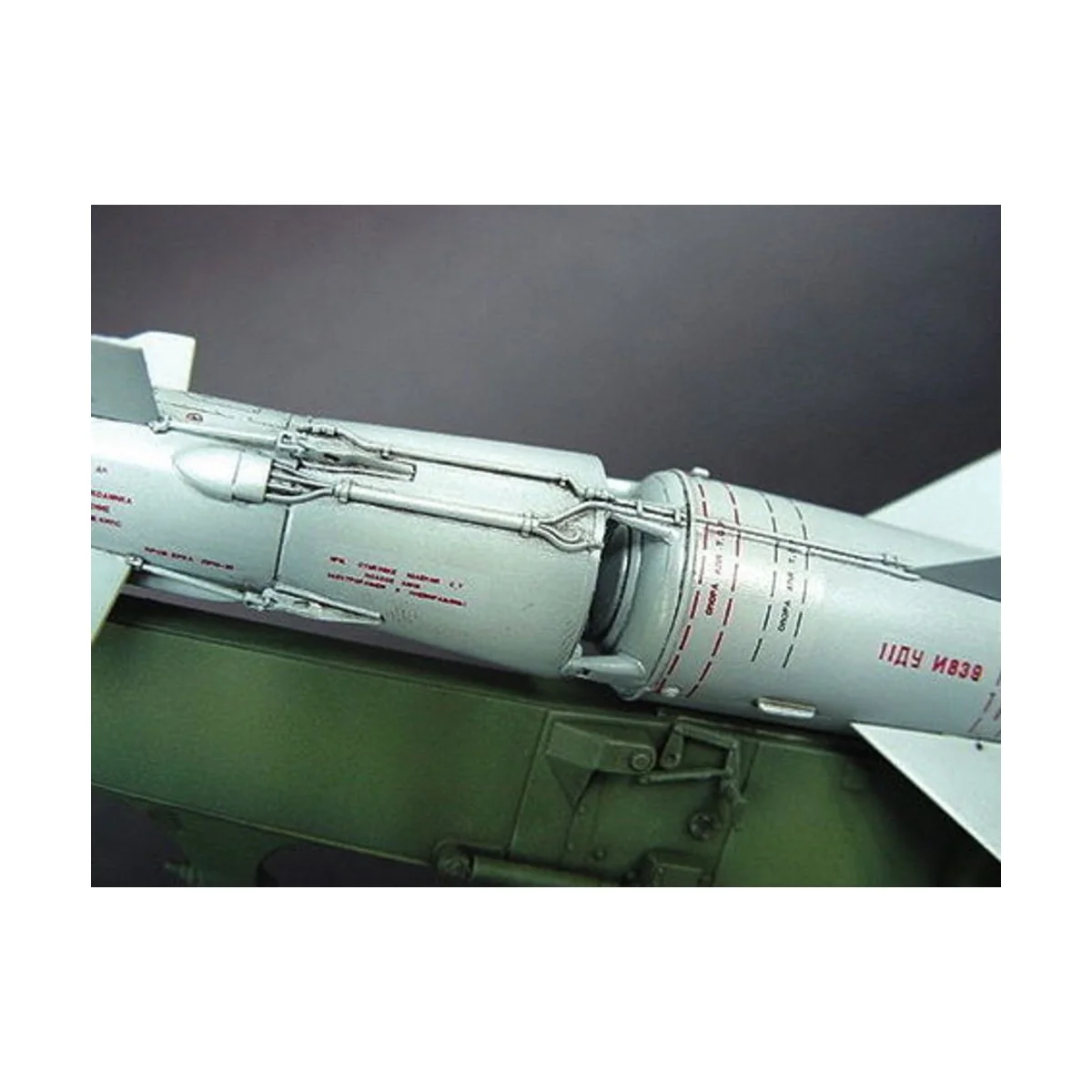 SA-2 Guideline Missile w/Launcher Cabin, 1/35 - Trumpeter 00206