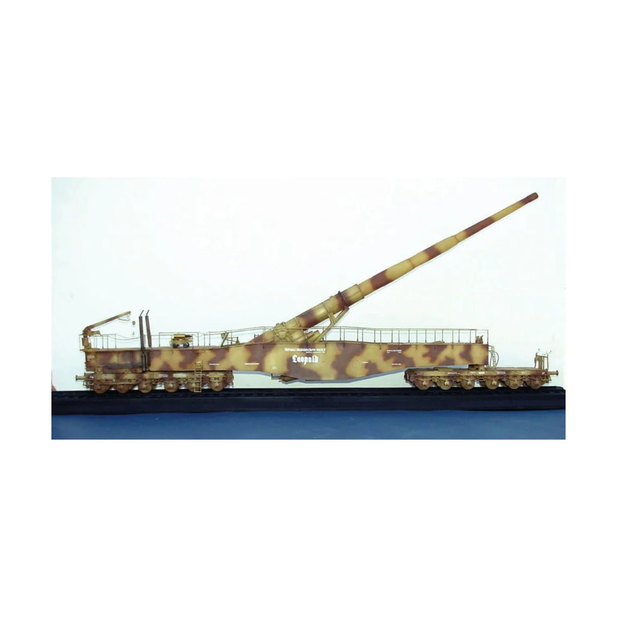 Eisenbahngeschütz Leopold 280mm K5 (E), 1/35 - Trumpeter 00207 Eisenbahngeschütz Leopold 280mm K5 (E), 1/35 - Trumpeter 00207