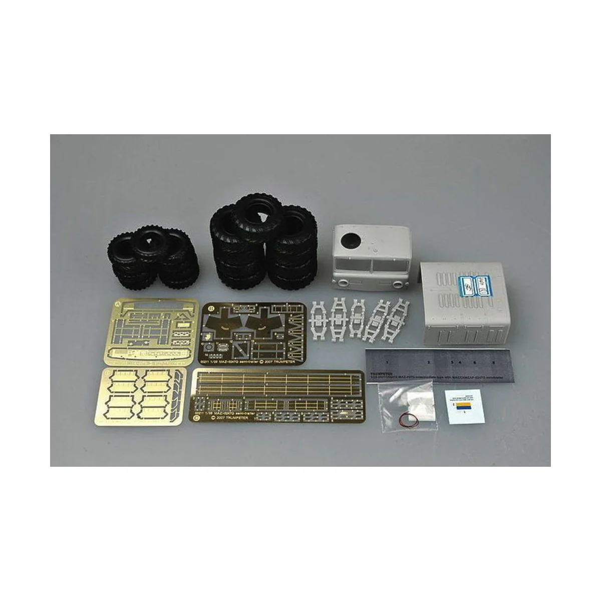 MAZ-537G intermediate Type - Trumpeter 00211