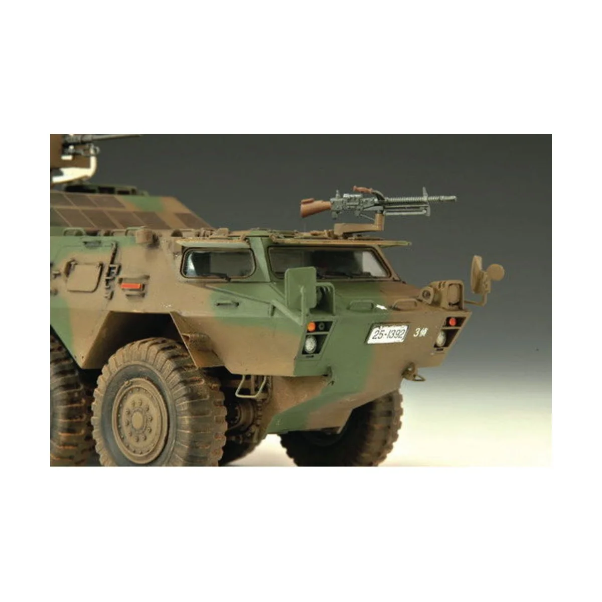 JGSDF Command Post, 1/35 - Trumpeter 00326 JGSDF Command Post, 1/35 - Trumpeter 00326