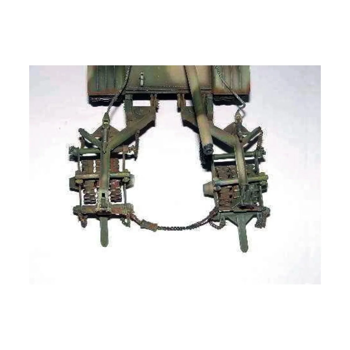 Finnischer Panzer T-55 mit Minenräumer, 1/35 - Trumpeter 00341 Finnischer Panzer T-55 mit Minenräumer, 1/35 - Trumpeter 00341