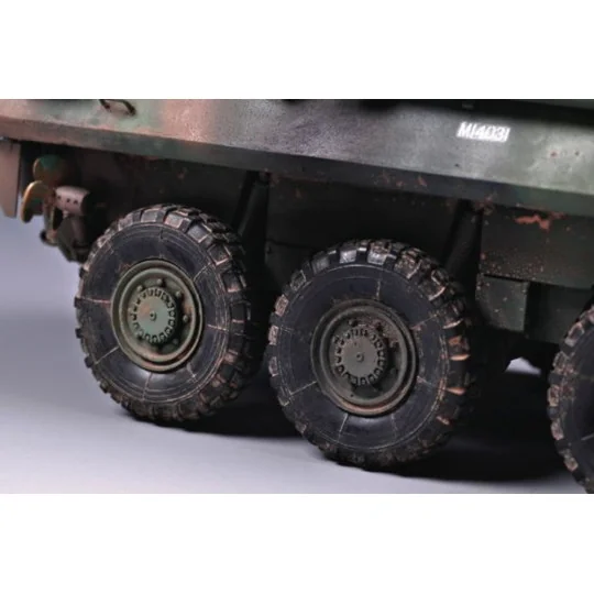 USMC LAV-25 ''Piranha 2'', 1/35 - Trumpeter 00349 USMC LAV-25 ''Piranha 2'', 1/35 - Trumpeter 00349