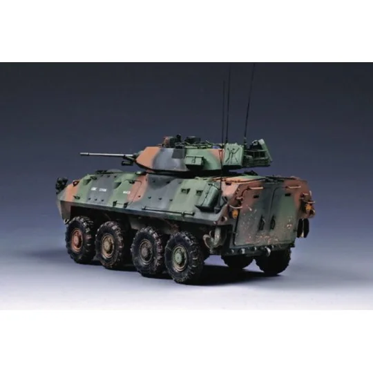 USMC LAV-25 ''Piranha 2'', 1/35 - Trumpeter 00349 USMC LAV-25 ''Piranha 2'', 1/35 - Trumpeter 00349