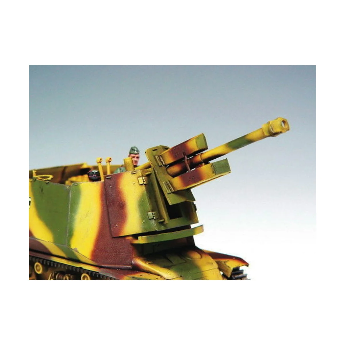 PzKpfw 39(H) 10, 5 cm LeFH18 (SFf) auf Geschützwagen, 1/35 - Trumpe...