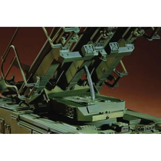 Russian SAM-6 Antiaircraft Missile - Trumpeter 00361