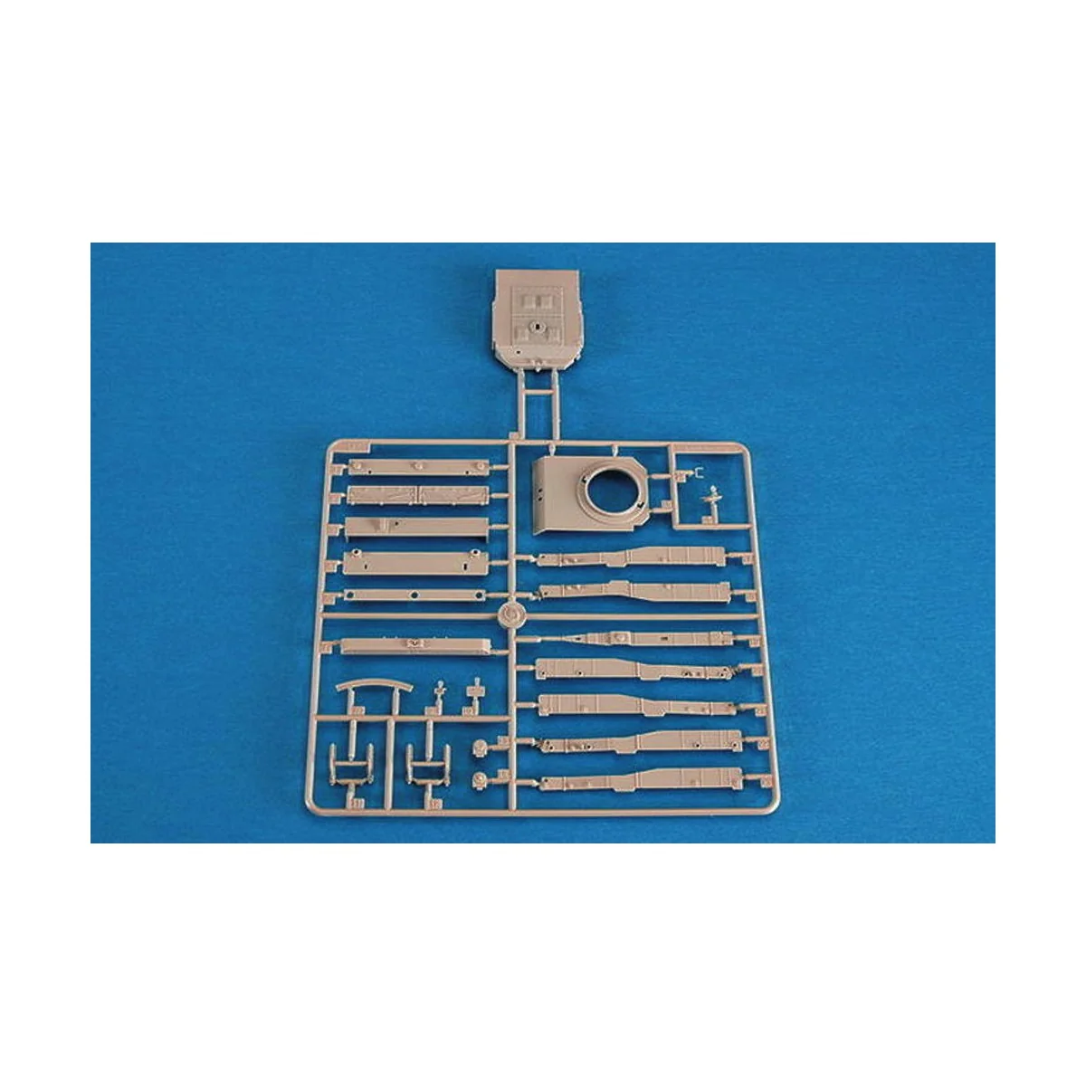 Russian SAM-6 Antiaircraft Missile, 1/35 - Trumpeter 00361 Russian SAM-6 Antiaircraft Missile, 1/35 - Trumpeter 00361