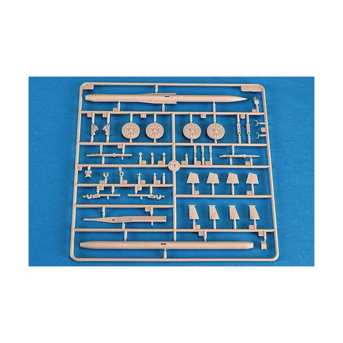 Russian SAM-6 Antiaircraft Missile, 1/35 - Trumpeter 00361 Russian SAM-6 Antiaircraft Missile, 1/35 - Trumpeter 00361