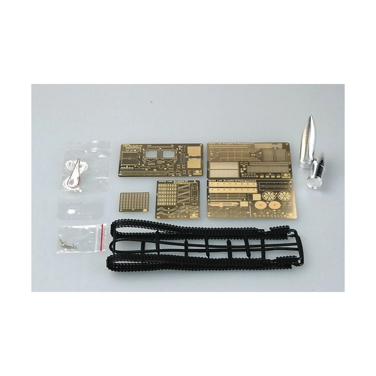 German Pz.Kpfw IV Ausf F Fahrgestell - Trumpeter 00363