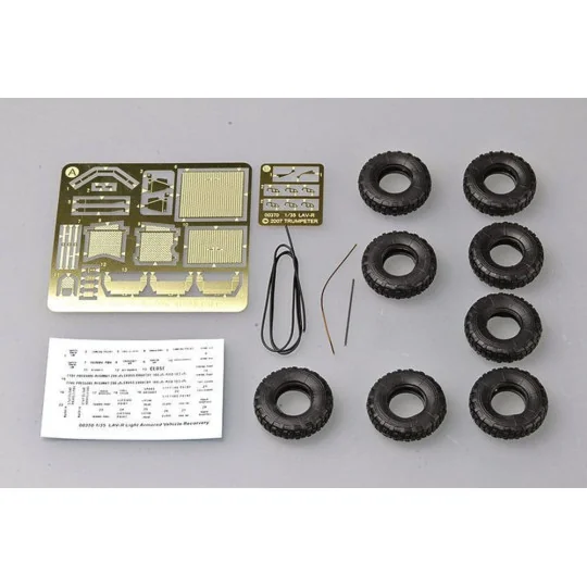 USMC LAV-R Light Armored Veh.Recovery, 1/35 - Trumpeter 00370