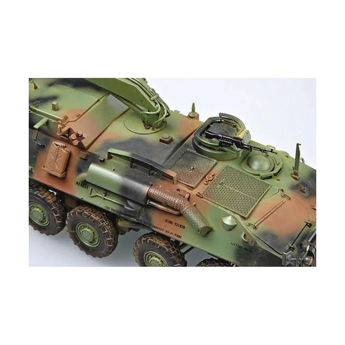 USMC LAV-R Light Armored Veh.Recovery, 1/35 - Trumpeter 00370