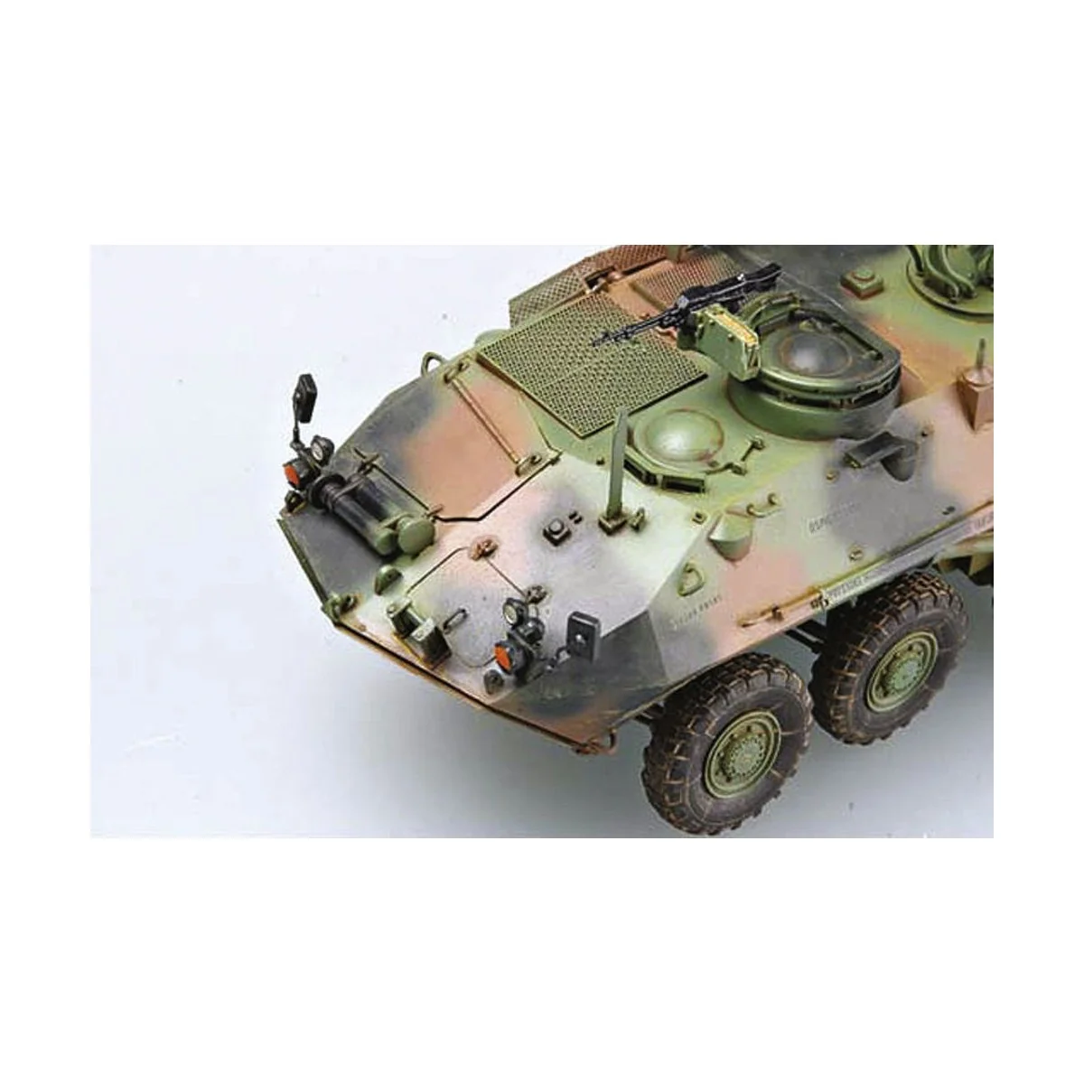 USMC LAV-R Light Armored Veh.Recovery, 1/35 - Trumpeter 00370