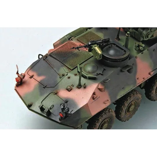 USMC LAV-AT Light Armored Vehicle Antitank - Trumpeter 00372