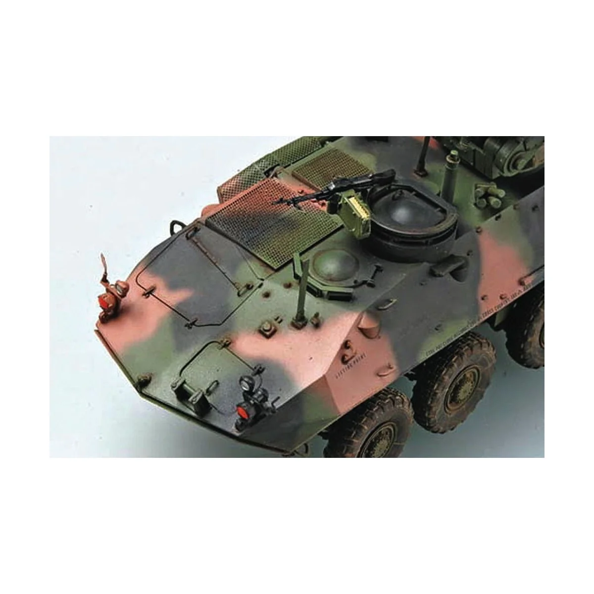 USMC LAV-AT Light Armored Vehicle Antitank, 1/35 - Trumpeter 00372