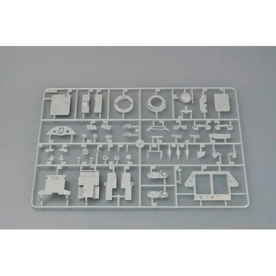 USMC LAV-AT Light Armored Vehicle Antitank, 1/35 - Trumpeter 00372