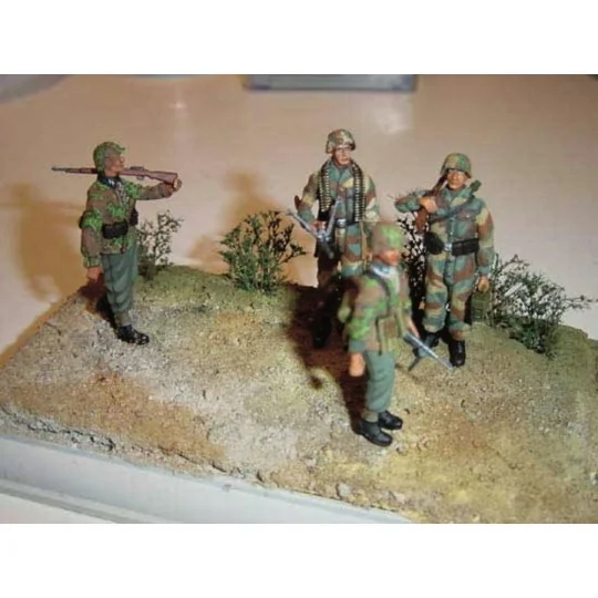 12. Panzerdivision Normandie 1944, 1/35 - Trumpeter 00401 12. Panzerdivision Normandie 1944, 1/35 - Trumpeter 00401