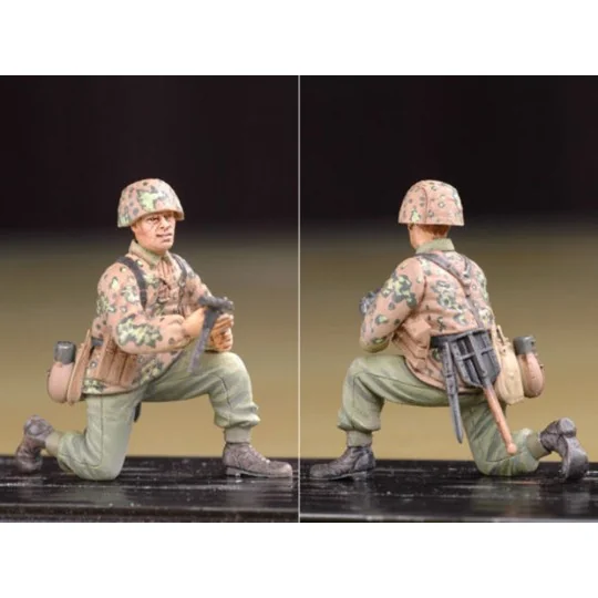 Waffen SS, 1/35 - Trumpeter 00405 Waffen SS, 1/35 - Trumpeter 00405