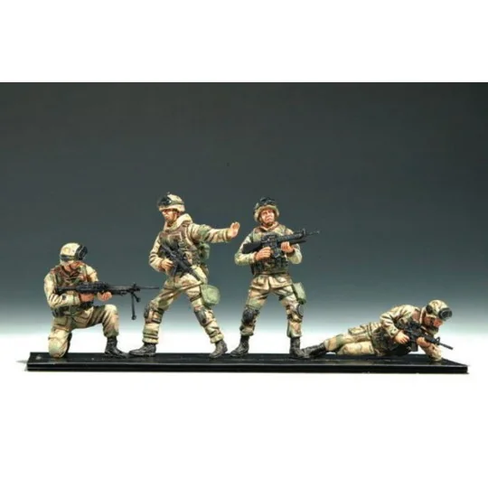 US 101st Airborne Division Crew - Trumpeter 00410