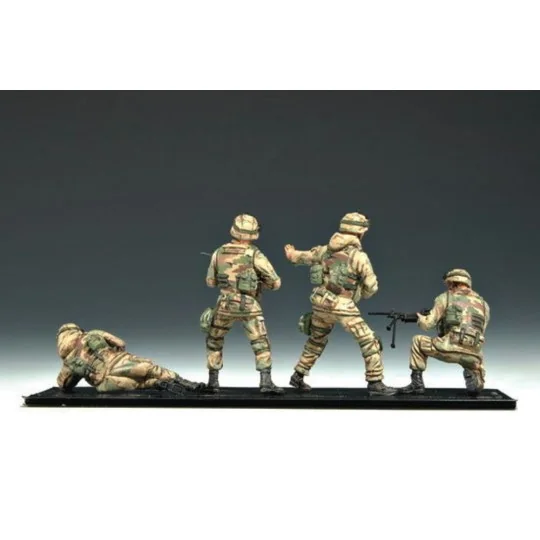 US 101st Airborne Division Crew, 1/35 - Trumpeter 00410 US 101st Airborne Division Crew, 1/35 - Trumpeter 00410