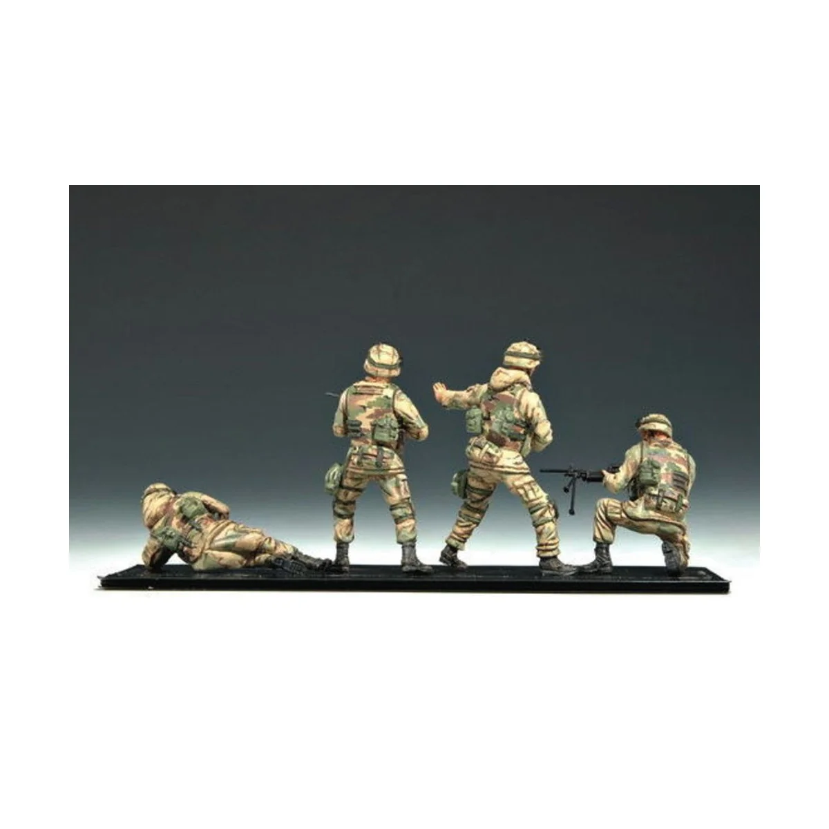 US 101st Airborne Division Crew - Trumpeter 00410