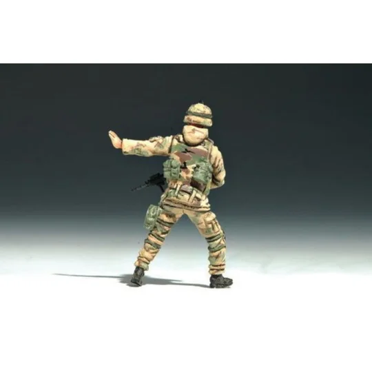 US 101st Airborne Division Crew - Trumpeter 00410