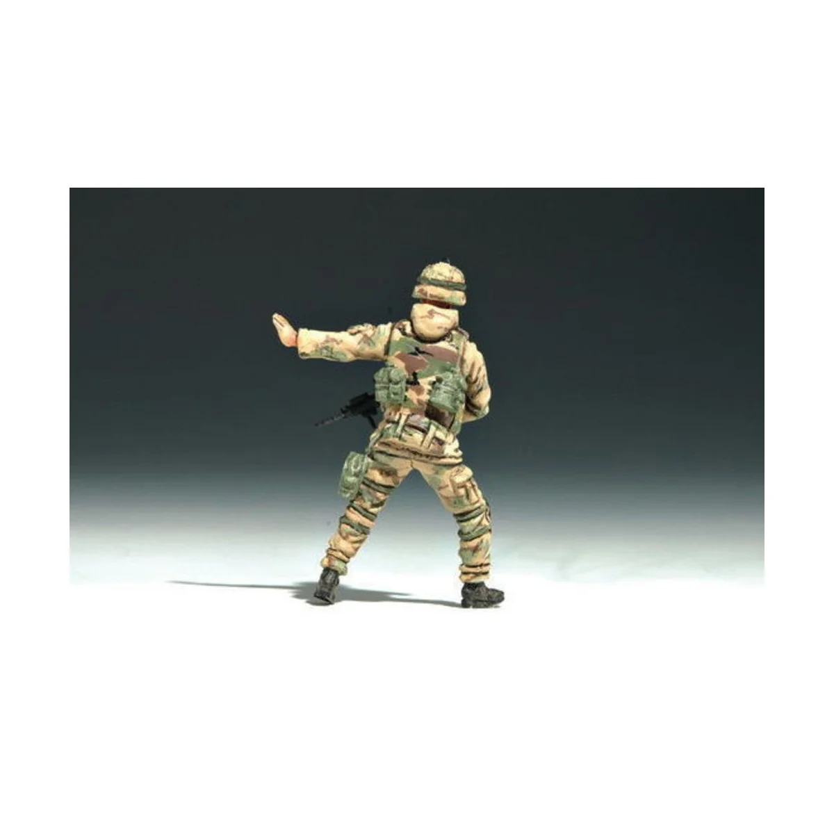 US 101st Airborne Division Crew, 1/35 - Trumpeter 00410 US 101st Airborne Division Crew, 1/35 - Trumpeter 00410