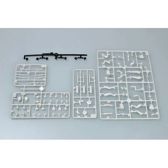 Soviet Tank Crew Ammo Suppl.Team WWII, 1/35 - Trumpeter 00411