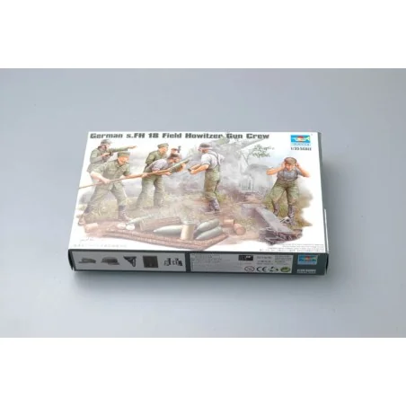 German Field Howitzer Gun Crew on firing, 1/35 - Trumpeter 00425