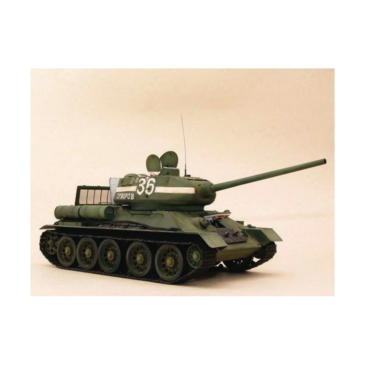 T-34/85 1944 Baunummer 183, 1/16 - Trumpeter 00902