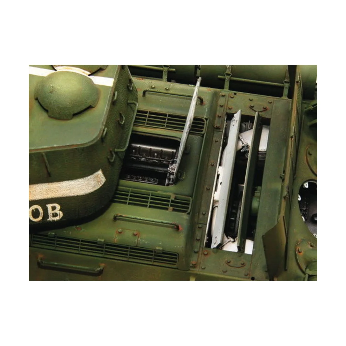 T-34/85 1944 Baunummer 183, 1/16 - Trumpeter 00902