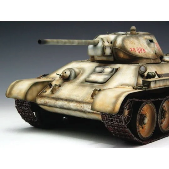 T-34/76 Soviet Tank (1942), 1/16 - Trumpeter 00905