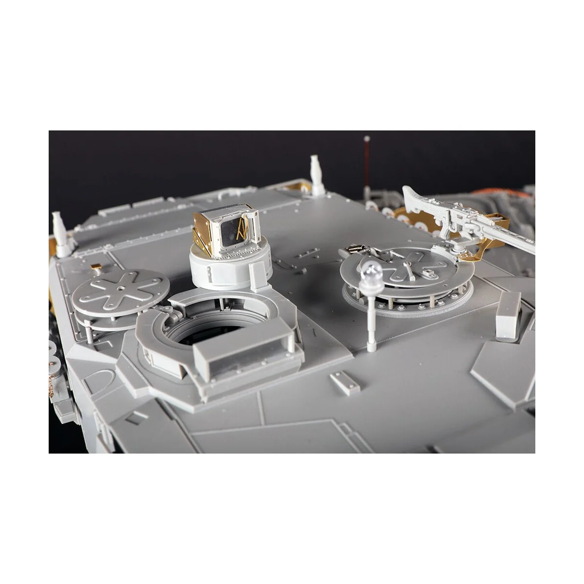 German Leopard 2A6 MBT, 1/16 - Trumpeter 00966