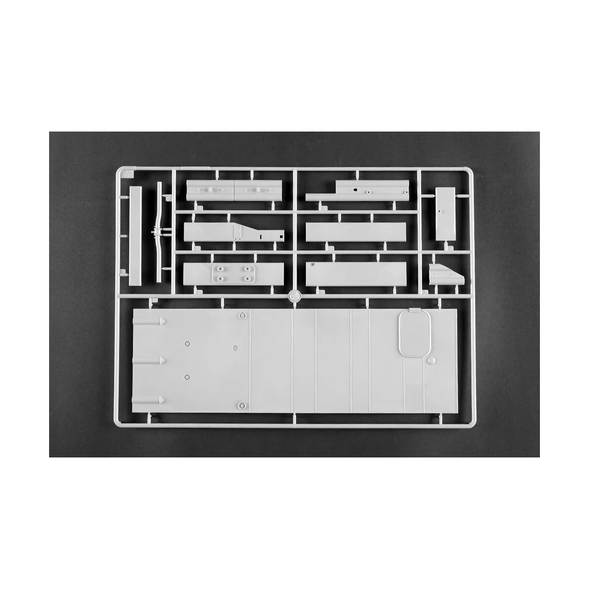 German Leopard 2A6 MBT, 1/16 - Trumpeter 00966