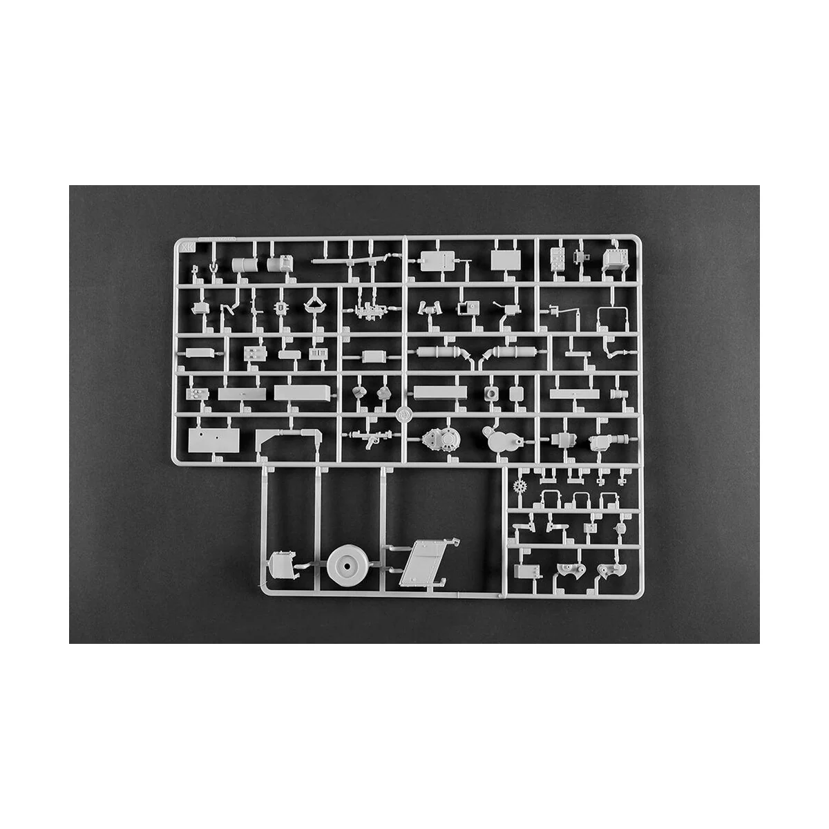 German Leopard 2A6 MBT, 1/16 - Trumpeter 00966