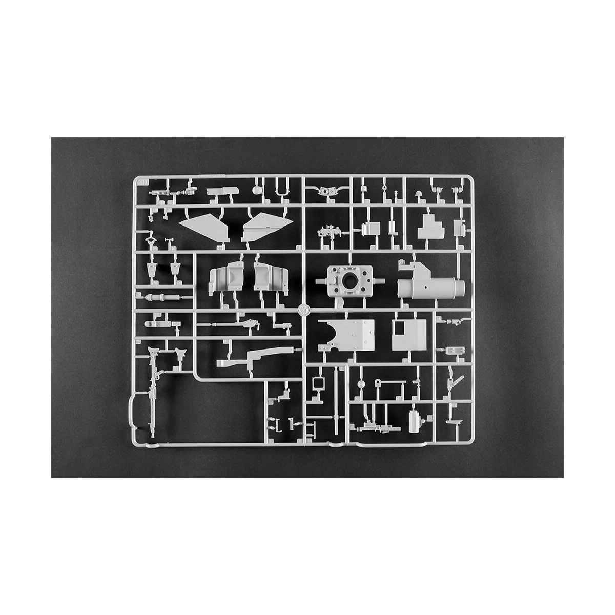 German Leopard 2A6 MBT, 1/16 - Trumpeter 00966