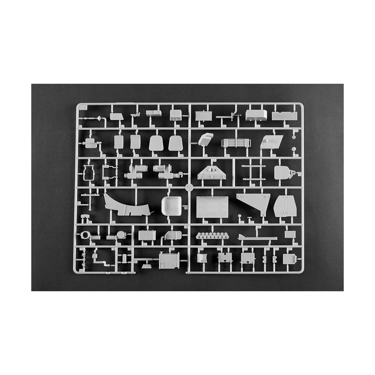 German Leopard 2A6 MBT, 1/16 - Trumpeter 00966