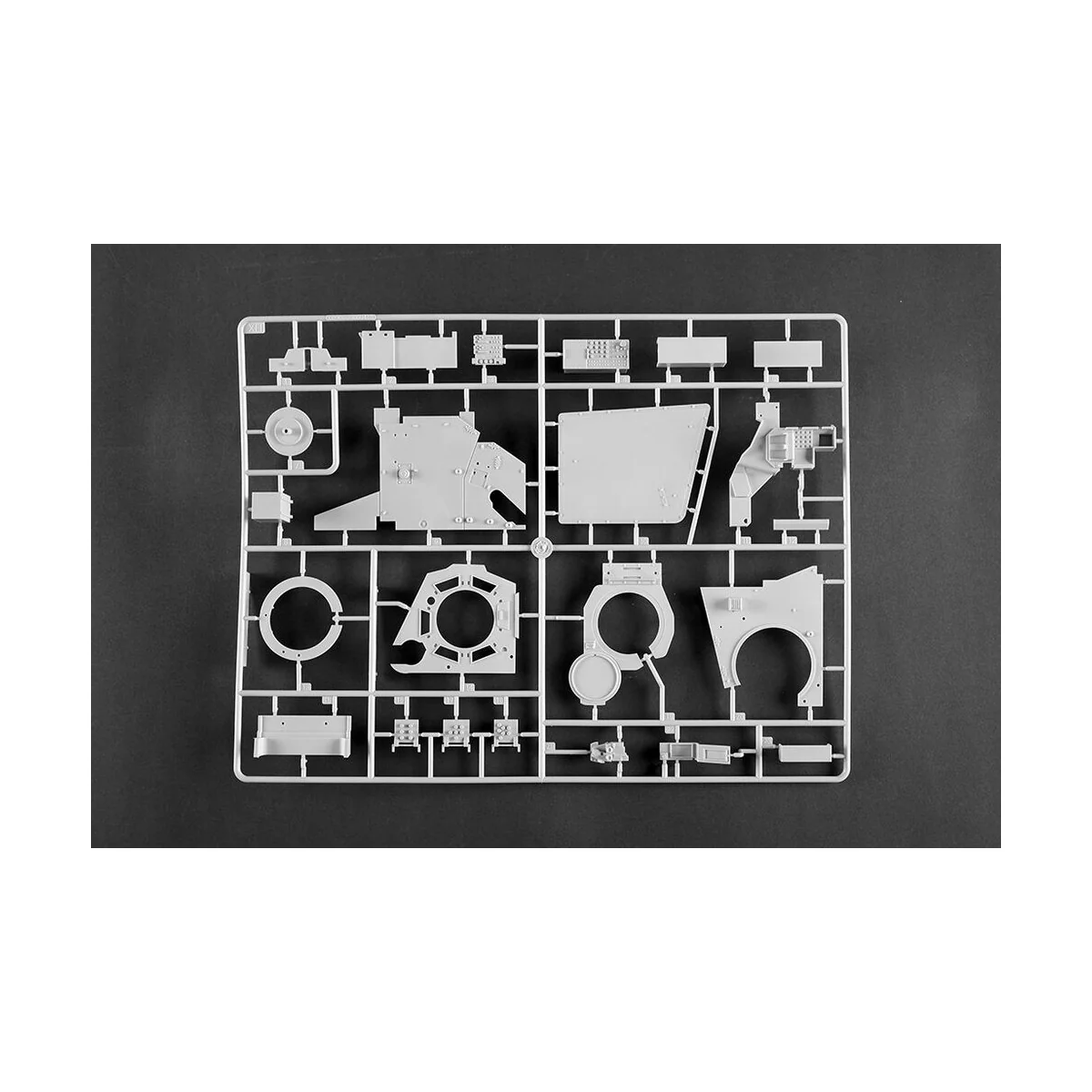 German Leopard 2A6 MBT, 1/16 - Trumpeter 00966