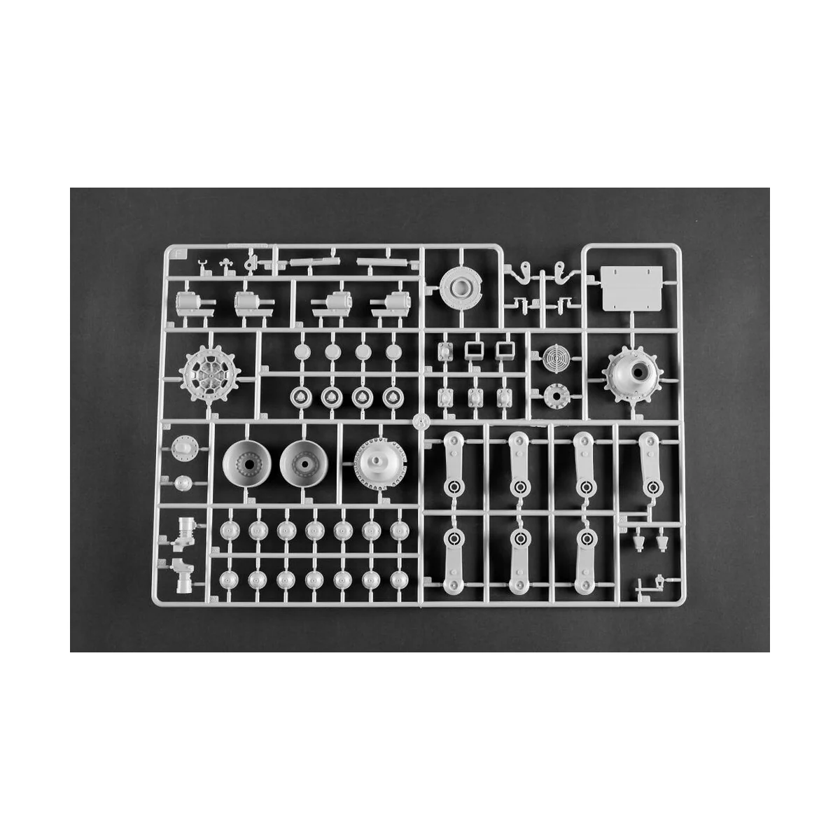 German Leopard 2A6 MBT, 1/16 - Trumpeter 00966