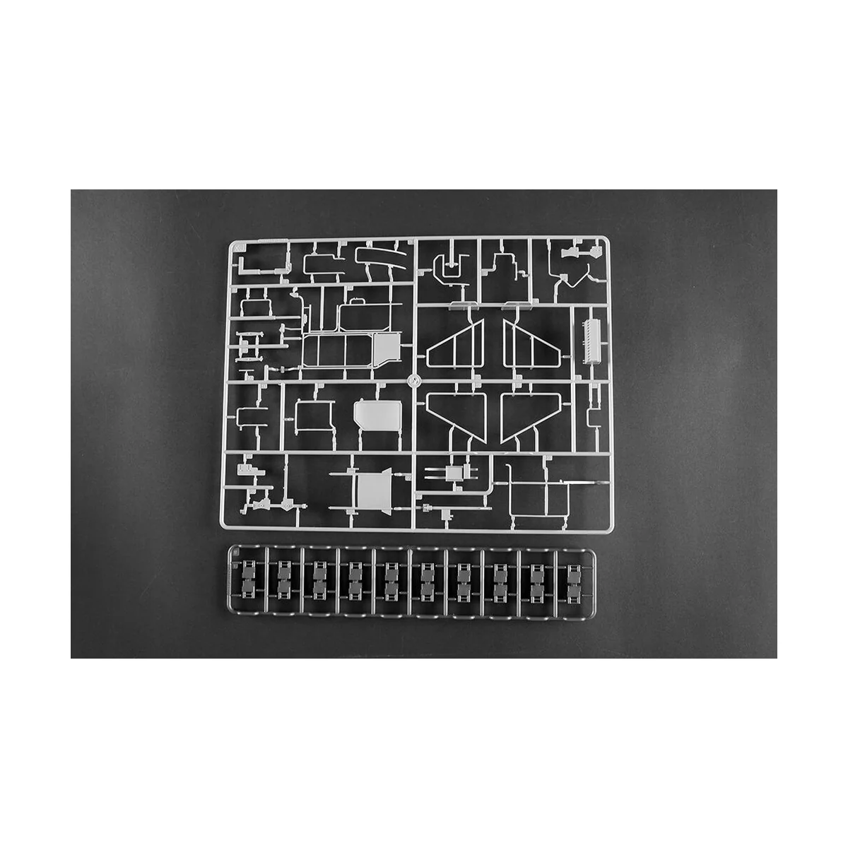 German Leopard 2A6 MBT, 1/16 - Trumpeter 00966