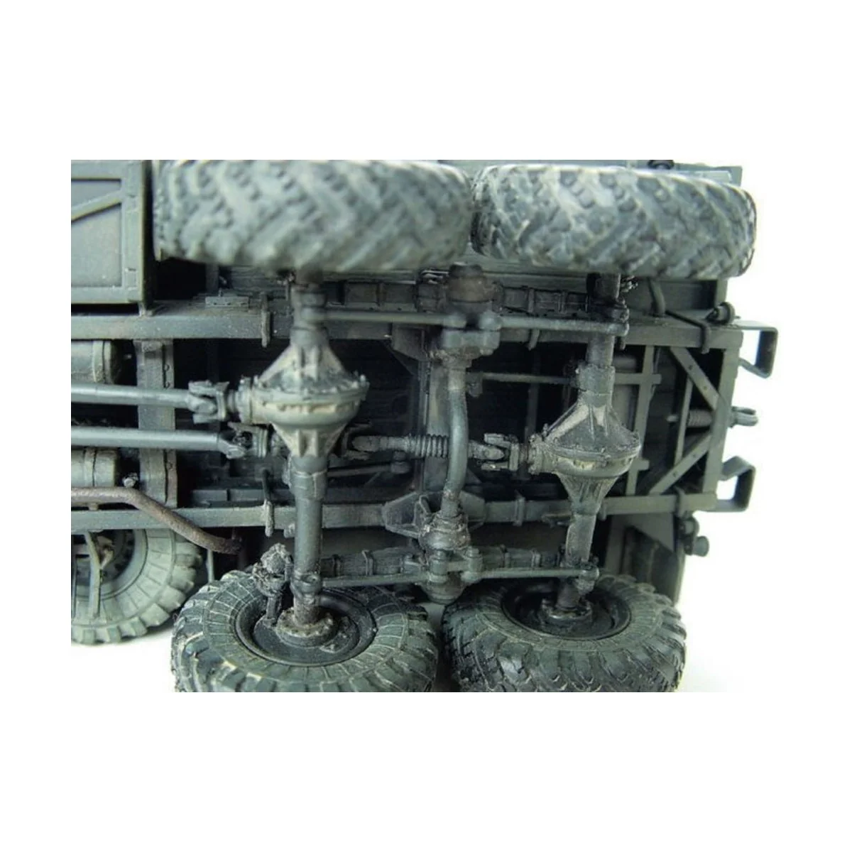 ZIL-157 6x6 Soviet Military Truck, 1/35 - Trumpeter 01001 ZIL-157 6x6 Soviet Military Truck, 1/35 - Trumpeter 01001