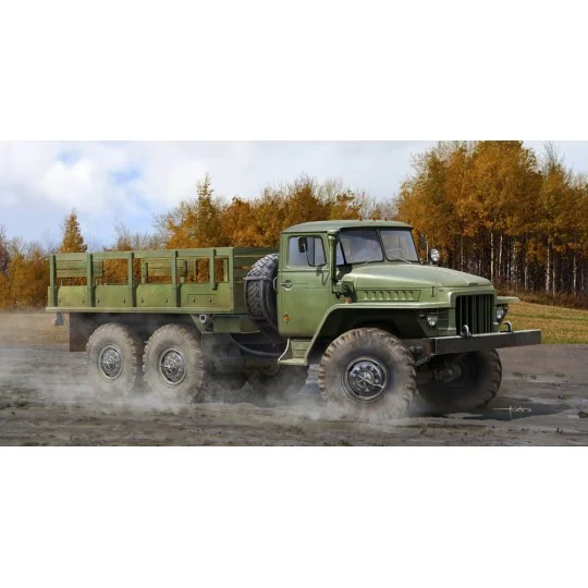 Russian URAL-375D - Trumpeter 01027