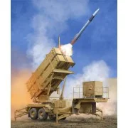 US M901 Launching Station w/MIM-104F Patriot SAM System (PAC-3), 1/... US M901 Launching Station w/MIM-104F Patriot SAM System (PAC-3), 1/...