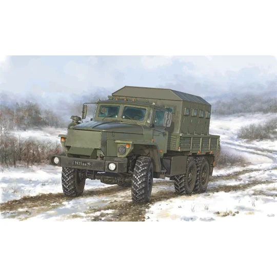 Russian URAL-4320 CHZ - Trumpeter 01071