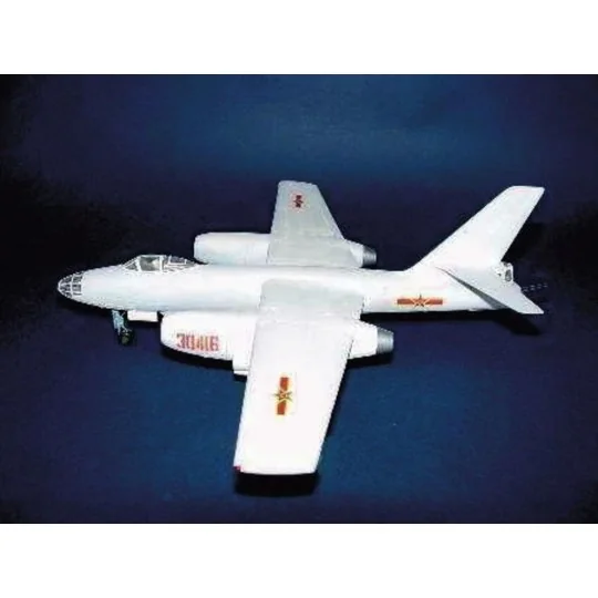 Harbin H-5 Bomber, 1/72 - Trumpeter 01603 Harbin H-5 Bomber, 1/72 - Trumpeter 01603