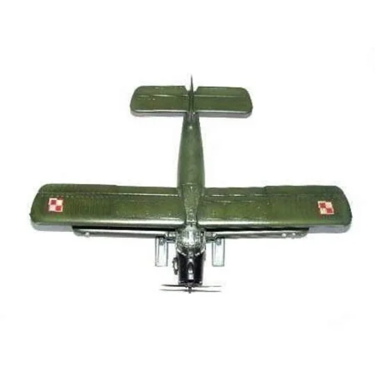 Antonov An-2M Colt mit Kufen, 1/72 - Trumpeter 01607