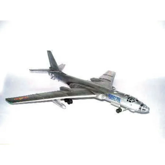 Xian JHU6 China, 1/72 - Trumpeter 01614 Xian JHU6 China, 1/72 - Trumpeter 01614