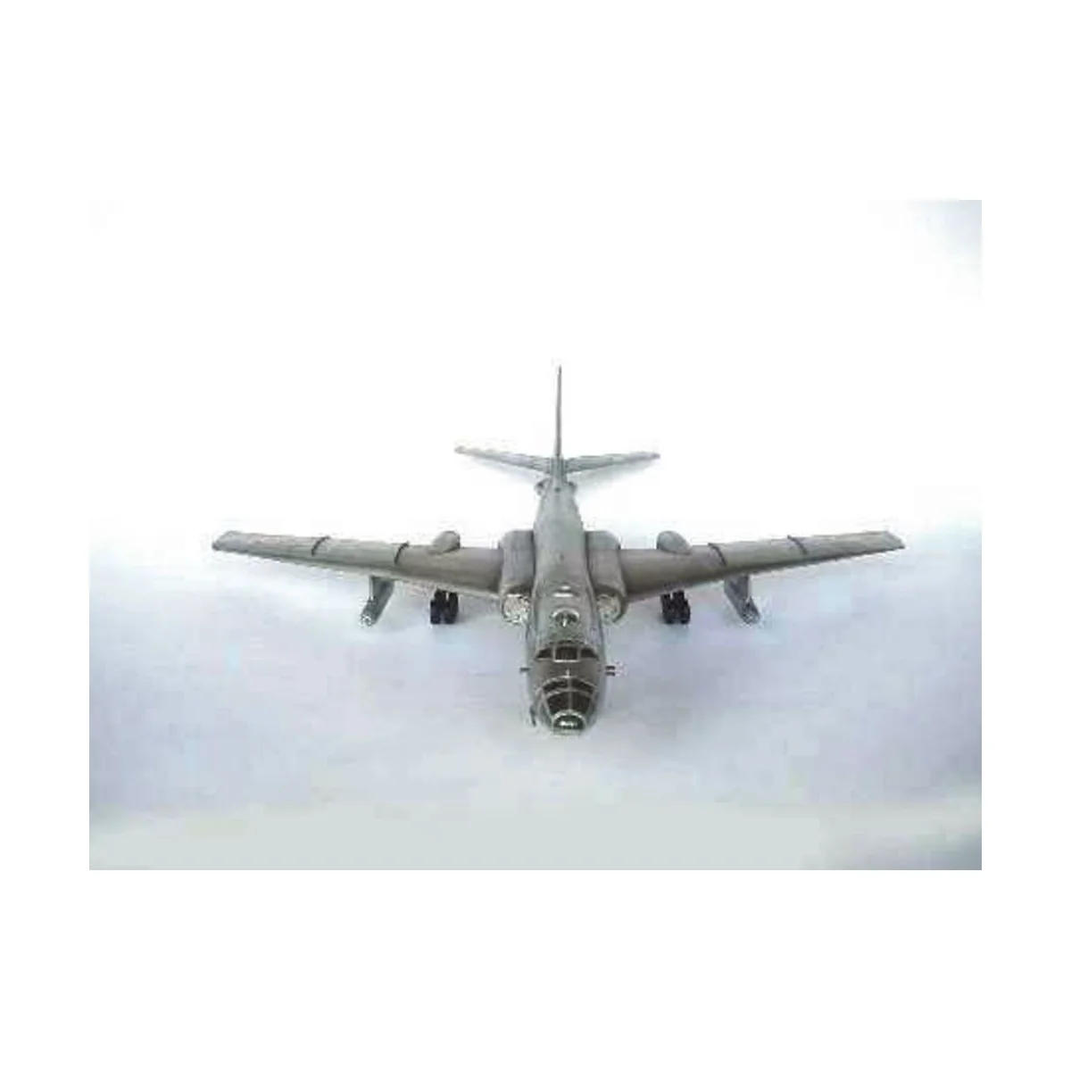 Xian JHU6 China, 1/72 - Trumpeter 01614 Xian JHU6 China, 1/72 - Trumpeter 01614