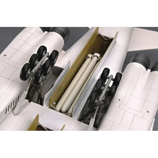 TU-160 Blackjack Bomber, 1/72 - Trumpeter 01620